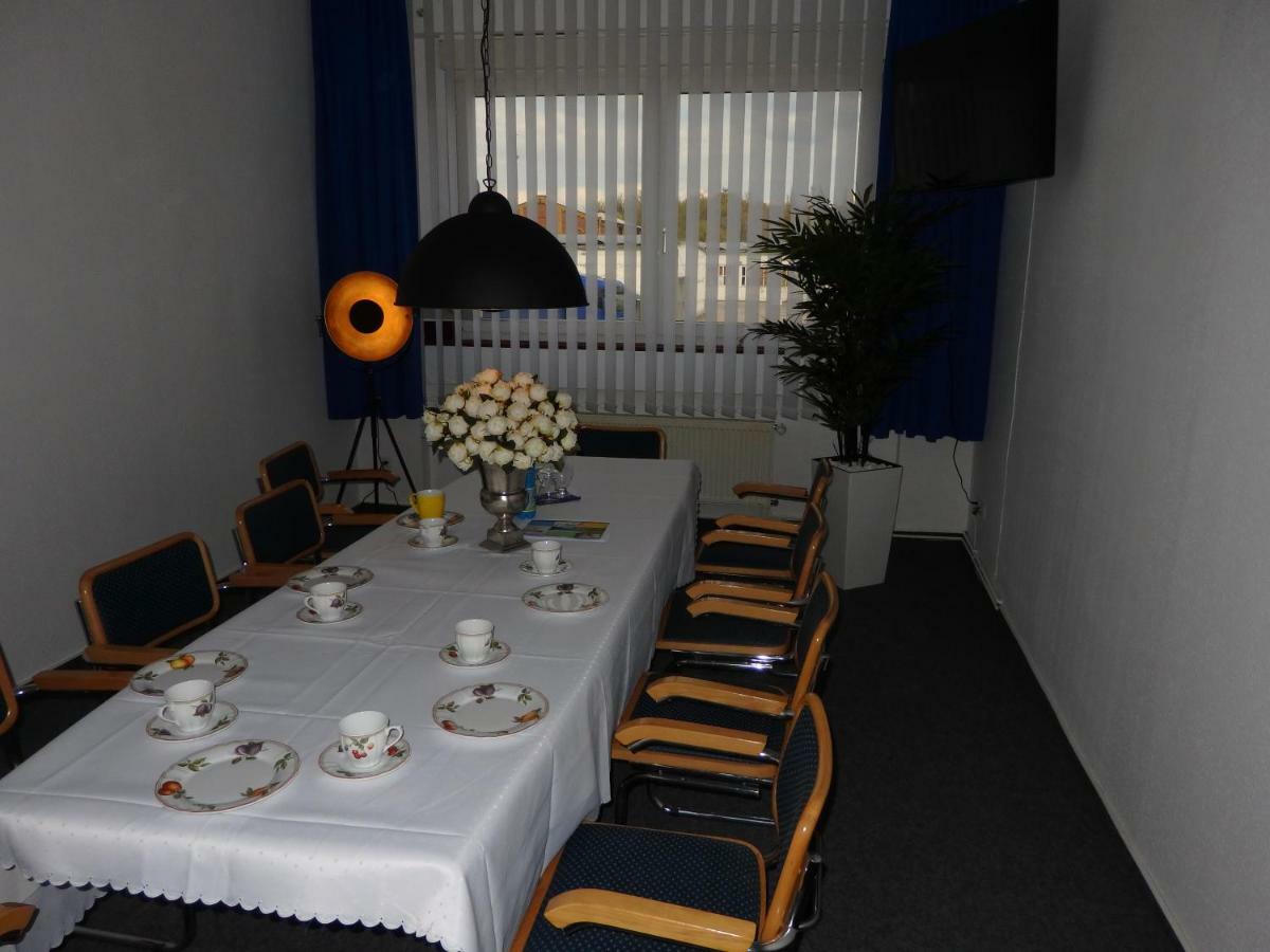 Zur Saale Hotel Weißenfels Buitenkant foto
