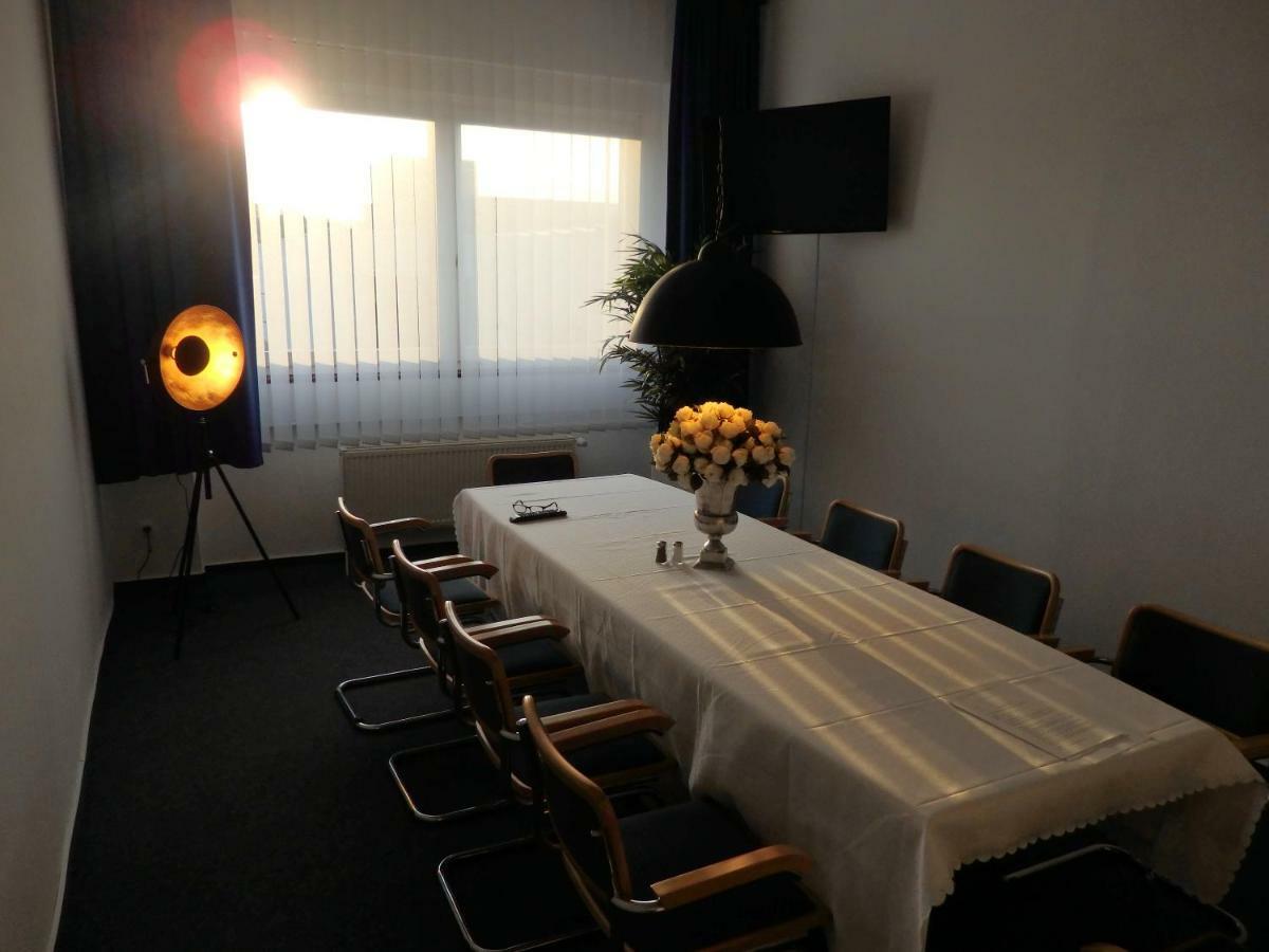 Zur Saale Hotel Weißenfels Buitenkant foto