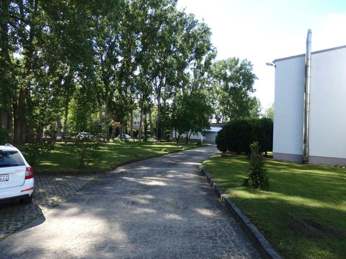 Zur Saale Hotel Weißenfels Buitenkant foto